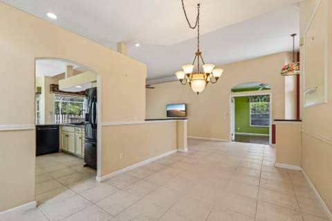 3709 NW Royal Oak Drive, Jensen Beach FL - photo 7 of 31