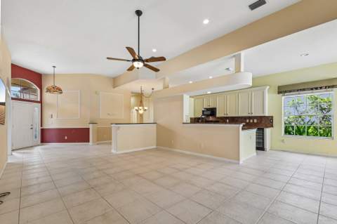 3709 NW Royal Oak Drive, Jensen Beach FL - photo 9 of 31
