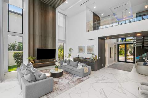 245 NE 6th Court, Boca Raton FL - photo 20 of 85