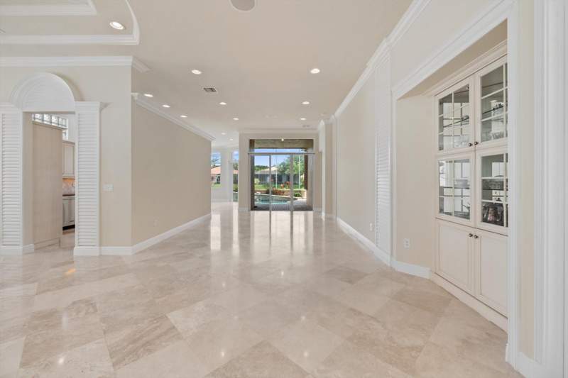 2 bedroom Single Family Residence at 8887 Via Prestigio, Buena Vida, Wellington — photo 5