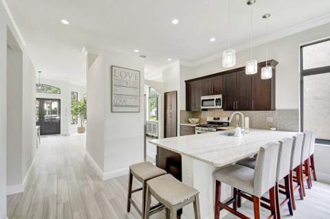 6041 SW 195th Avenue, Pembroke Pines FL - photo 13 of 52