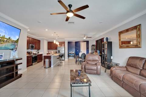 4147 Rosa Drive, Deerfield Beach FL - photo 11 of 39
