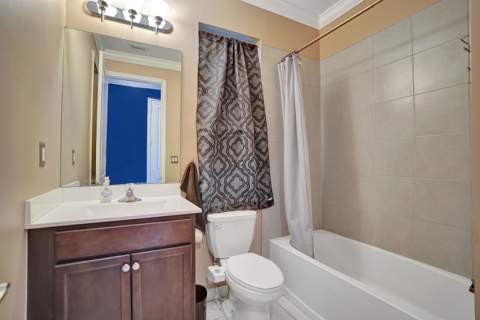 4147 Rosa Drive, Deerfield Beach FL - photo 13 of 39