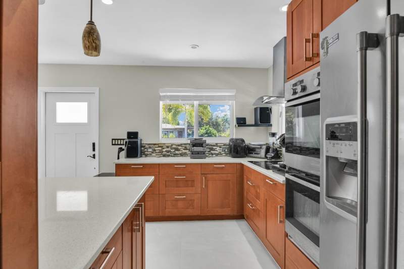 3 bedroom Single Family Residence at 1218 SW 2nd Avenue, Lyons Park First Add, Pompano Beach — photo 3