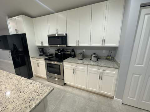 723 20th Street, West Palm Beach FL - photo 8 of 21