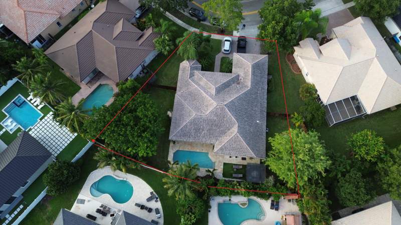 5 bedroom Single Family Residence at 12944 NW 21st Street, Pembroke Falls - Phase 1, Pembroke Pines — photo 2