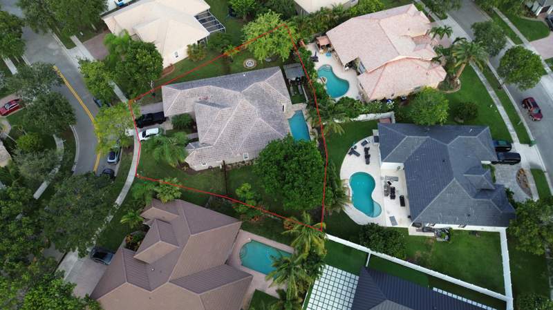 5 bedroom Single Family Residence at 12944 NW 21st Street, Pembroke Falls - Phase 1, Pembroke Pines — photo 5