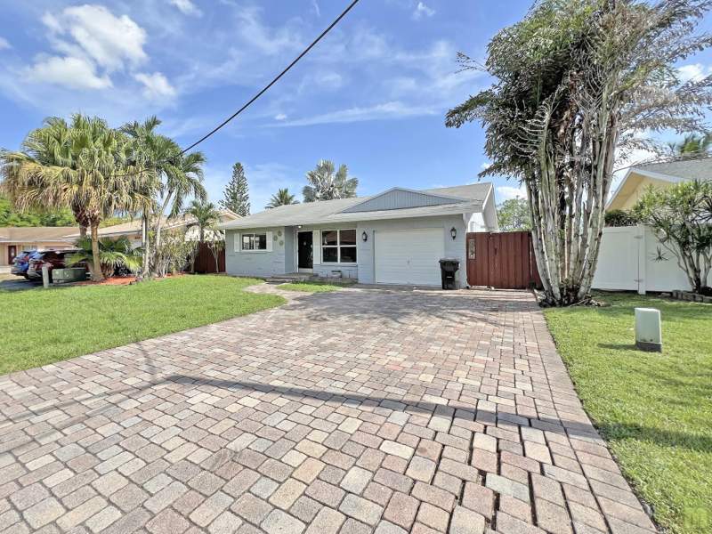 3 bedroom Single Family Residence at 3318 NW 68th Court, Palm-Aire Village 2 Sec Add 3, Fort Lauderdale — photo 2