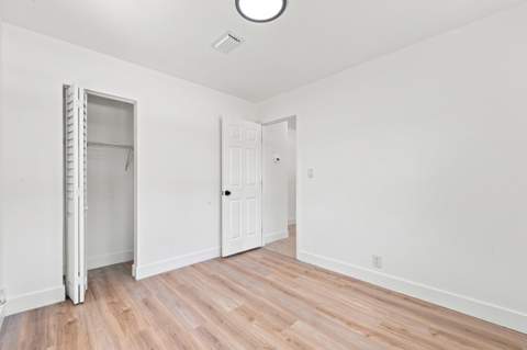 4841 NE 5th Terrace, Fort Lauderdale FL - photo 22 of 32