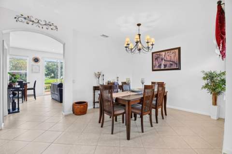 5018 Starblaze Drive, Greenacres FL - photo 10 of 93