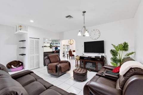 8718 Via Reale, Boca Raton FL - photo 9 of 68