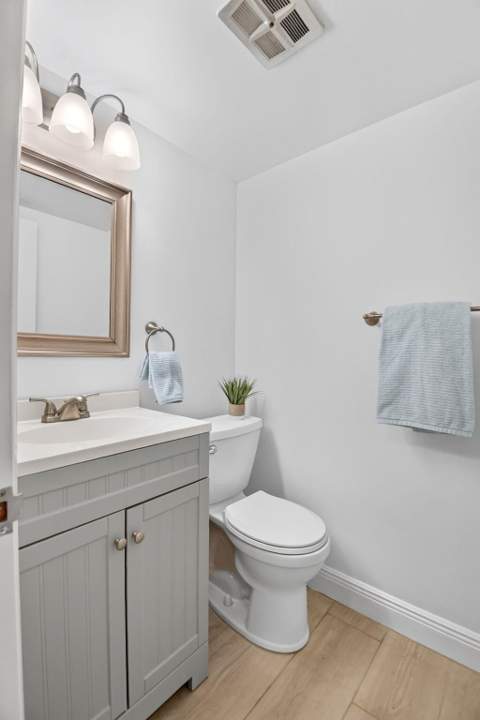 125 S Ocean Avenue #211, Palm Beach Shores FL - photo 23 of 53