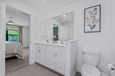 6001 Woods Edge Circle, Riviera Beach FL - photo 24 of 50