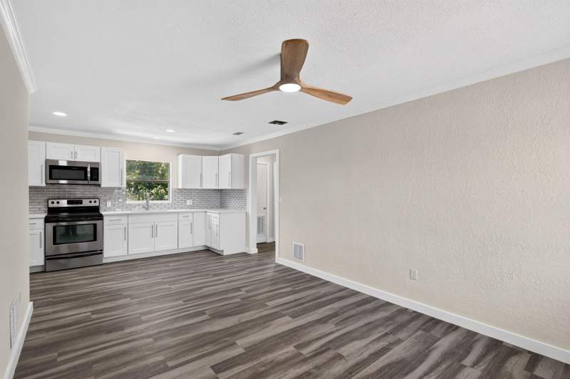 2 bedroom Single Family Residence at 2205 N 44th Street, Harmony Heights No 4, Fort Pierce — photo 4