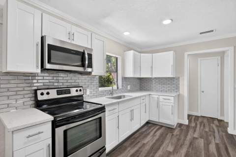 2205 N 44th Street, Fort Pierce FL - photo 11 of 50