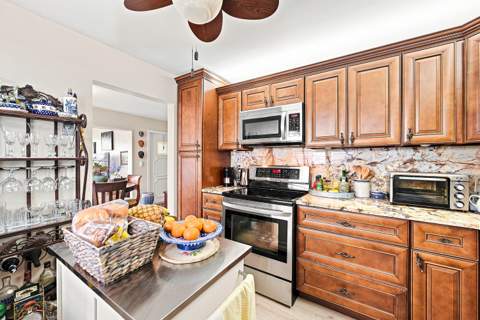 8621 NW 10th Street, Plantation FL - photo 12 of 26