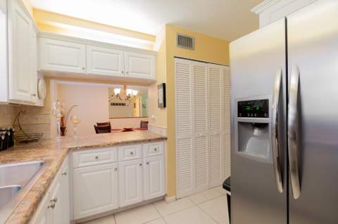 12524 Shoreline Drive #302, Wellington FL - photo 14 of 31