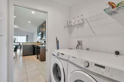 9728 Starboard Drive, Fort Pierce FL - photo 7 of 33