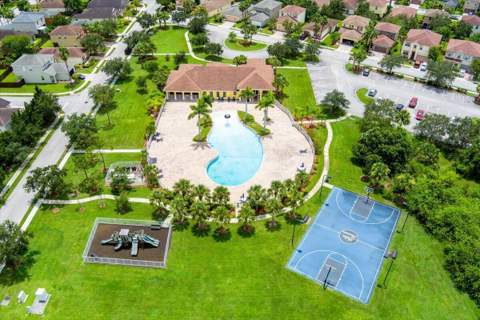 9728 Starboard Drive, Fort Pierce FL - photo 10 of 33
