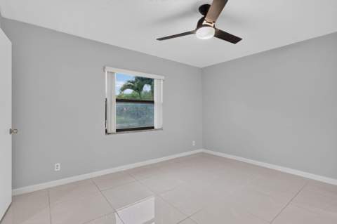 5540 Lakeside Drive #102, Margate FL - photo 17 of 31