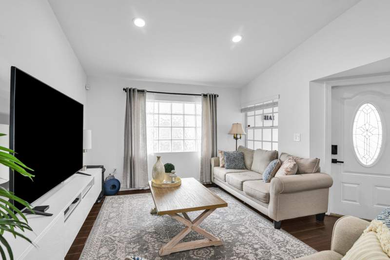 4 bedroom Single Family Residence at 651 SW 176th Avenue, Silver Lakes At Pembroke Pines, Pembroke Pines — photo 4