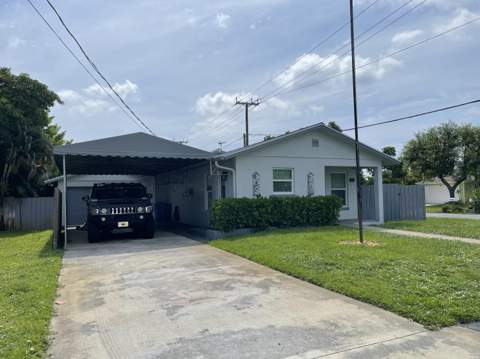 222 SE 3rd Street, Boynton Beach FL - photo 10 of 39
