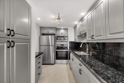 5600 N Flagler Drive #2504, West Palm Beach FL - photo 6 of 38