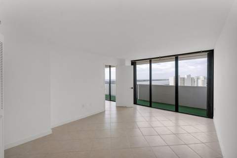 5600 N Flagler Drive #2504, West Palm Beach FL - photo 11 of 38