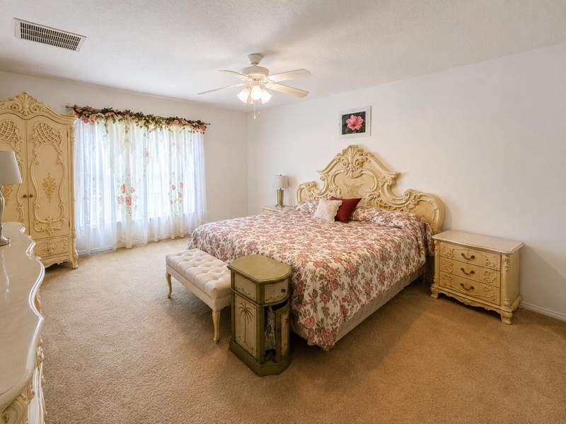 4 bedroom Single Family Residence at 2017 SE Dranson Circle, Port St Lucie Section 40, Port St. Lucie — photo 5