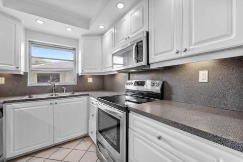 1752 Riverwood Lane, Coral Springs FL - photo 8 of 28