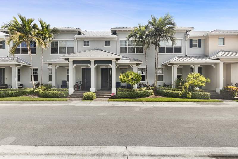 3 bedroom Townhouse at 3964 Poinciana Lane, Hillcrest Country Club North, Hollywood — photo 2