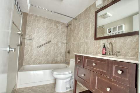 4254 D Este Court #304, Lake Worth FL - photo 8 of 11