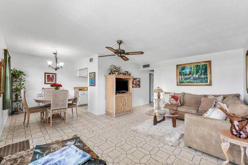 2 bedroom Condominium at 4019 Cambridge A, Century Village, Deerfield Beach — photo 3