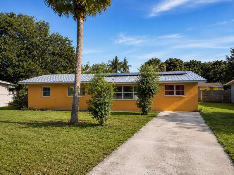 3 bedroom Single Family Residence at 2805 Brantley Road, Merriweather Park, Fort Pierce — photo 3
