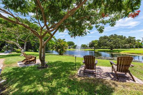 4019 Cambridge A, Deerfield Beach FL - photo 18 of 49