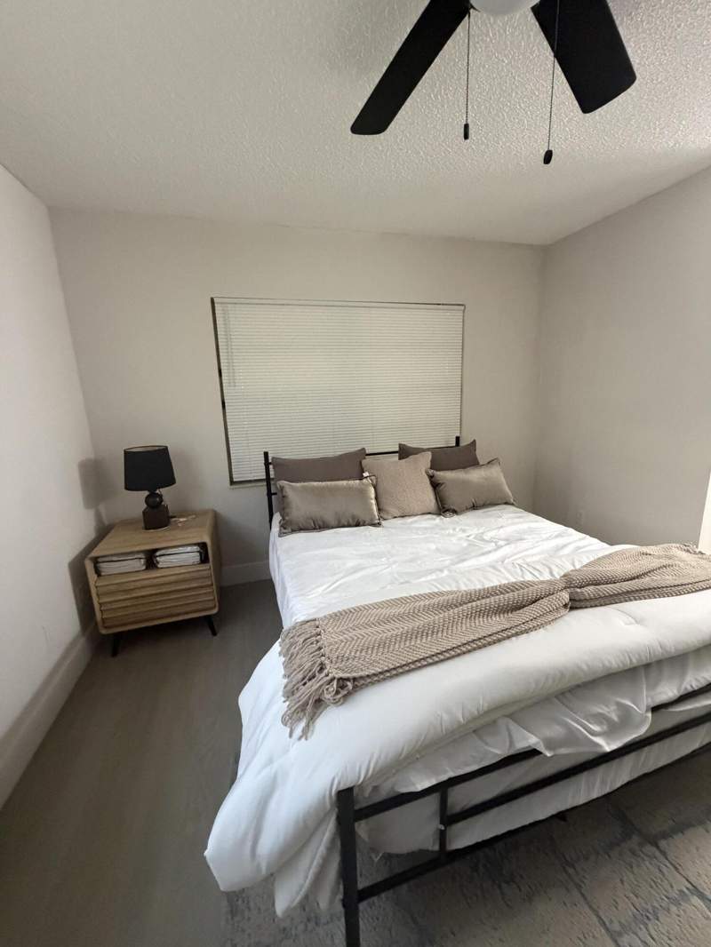 3 bedroom Single Family Residence at 8700 NW 45th Court, City Of Lauderhill Sec 1, Lauderhill — photo 4