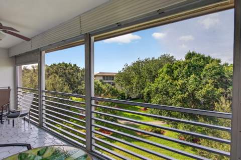 2301 Lucaya Lane #D4, Coconut Creek FL - photo 24 of 32