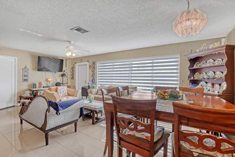 2886 Fernley Drive #5, West Palm Beach FL - photo 11 of 31