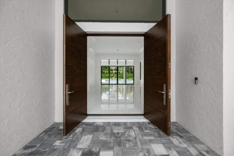 1712 Mayacoo Lakes Boulevard, West Palm Beach FL - photo 6 of 72