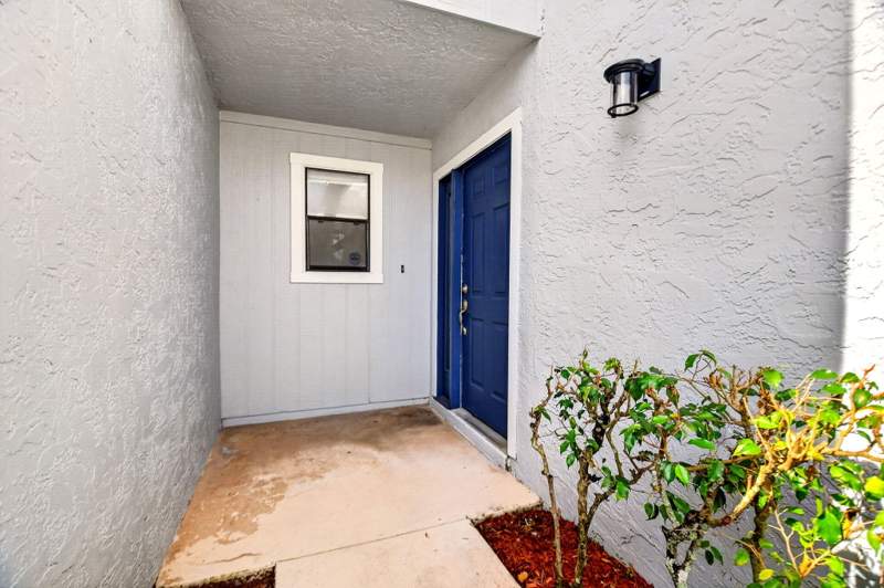 2 bedroom Townhouse at 1633 Woodbridge Lakes Circle #1633, Woodbridge Lakes, West Palm Beach — photo 5