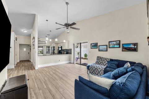 28 Paxford Lane, Boynton Beach FL - photo 14 of 55