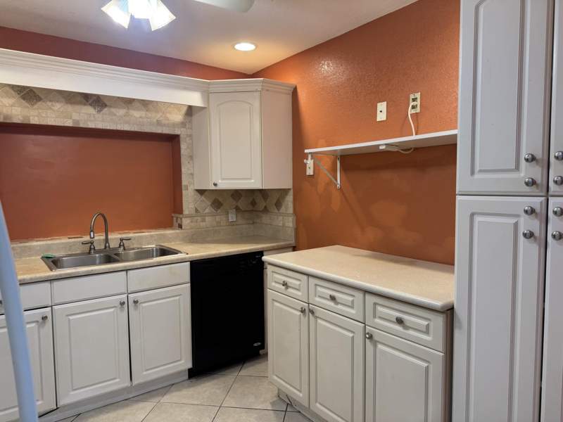 2 bedroom Single Family Residence at 9531 NW 25th Court, Sunrise Golf Village Sec 20, Sunrise — photo 5