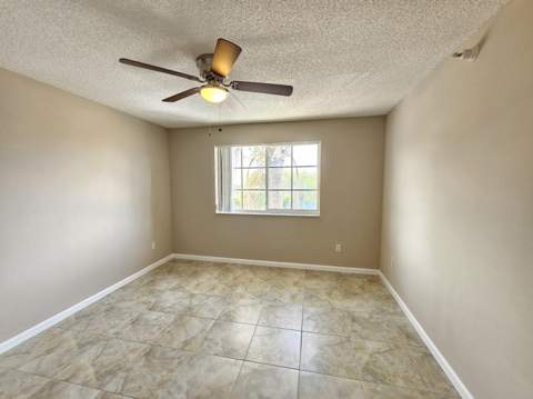 140 Yacht Club Way #305, Hypoluxo FL - photo 15 of 33