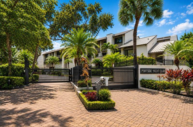 4 bedroom Townhouse at 35 Port Side Drive #35B, Portside Yacht Club Condo, Fort Lauderdale — photo 2
