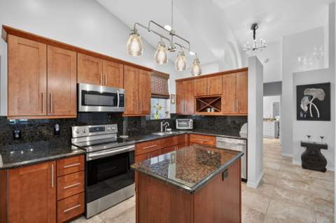 13910 Cross Pointe Court, Palm Beach Gardens FL - photo 13 of 60