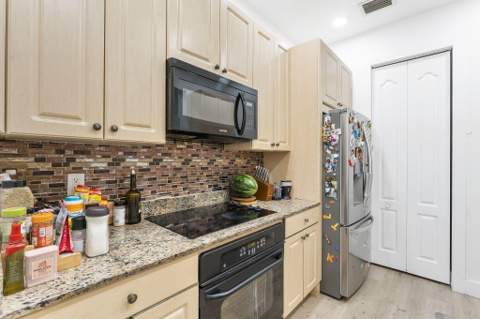 4414 Morgan Lane, Davie FL - photo 9 of 42
