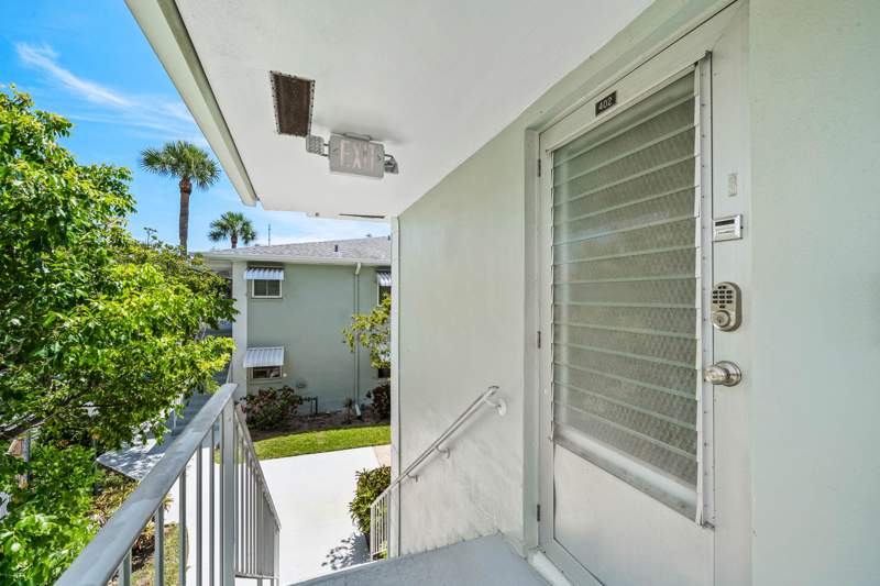 2 bedroom Condominium at 2360 SW 22nd Avenue #402, Sabal Pine Condo, Delray Beach — photo 5