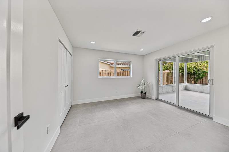 3 bedroom Single Family Residence at 350 NE 42nd Street, Annex Park, Oakland Park — photo 5