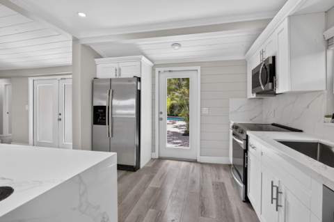 615 NE 13th Avenue, Fort Lauderdale FL - photo 14 of 39