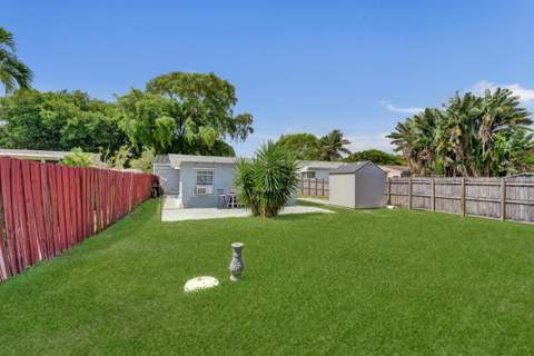 2815 Adams Street, Hollywood FL - photo 8 of 17